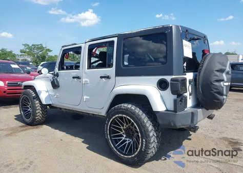 2018 Jeep Wrangler Jk Unlimited Sahara 4X4 from USA, damaged, VIN 1C4BJWEG7JL937751